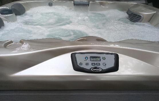 Lamaison Du Phare Honfleur Chambres D‘Hotes Et Jacuzzi Prive住宿加早餐旅馆Honfleur