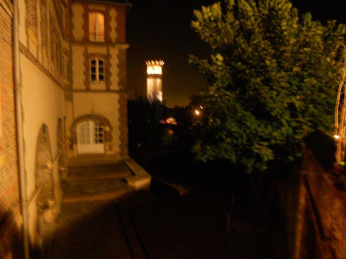 Lamison Du Phare Honfleur Chambres D'Hotes Et按摩浴缸Prive床和早餐